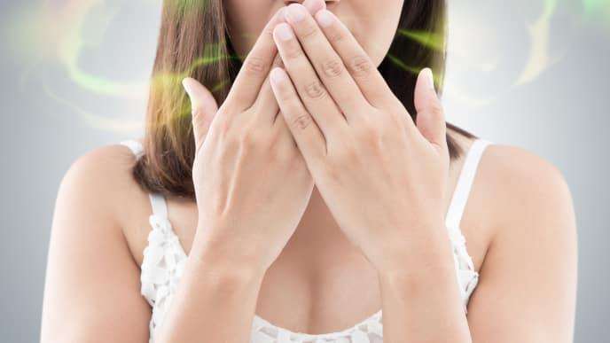 avoid-bad-breath-using-electric-toothbrush