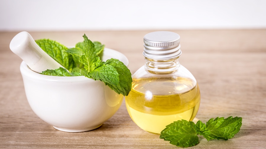 غسول الفم الطبيعي