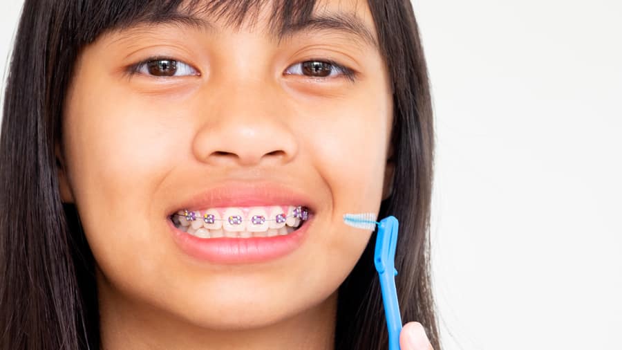is there a special toothbrush for braces - colgate ph