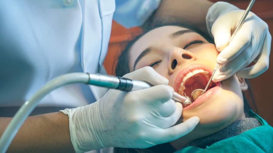 การอุดฟันเจ็บไหม ขั้นตอนการรักษา และวิธีการป้องกัน - คอลเกต