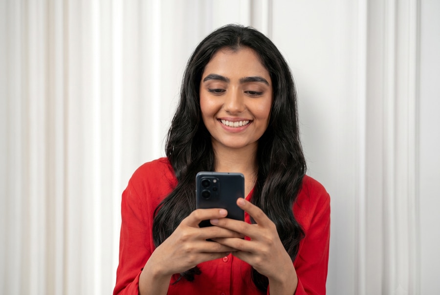 woman with cellphone