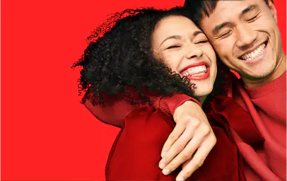 แม่และลูกสาวที่สวนสาธารณะ