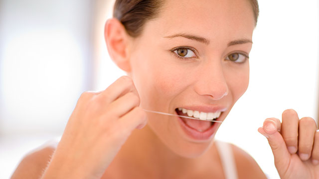 why do my gums bleed when flossing - colgate philippines