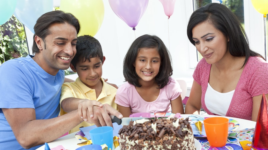 coated tongue symptoms, causes and treatment - colgate india