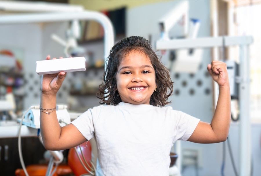 what to expect at the first pediatric orthodontist visit - colgate india