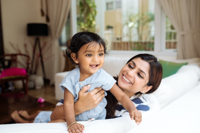 swollen and bleeding gums in children - colgate india