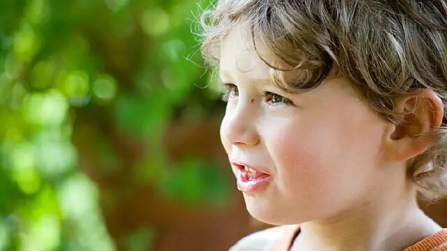 child with tongue thrust appliance