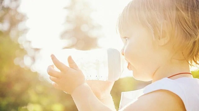 How To Stop Your Toddler's Bottle Before Bedtime Habit