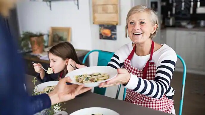 woman eating after dead nerve treatment