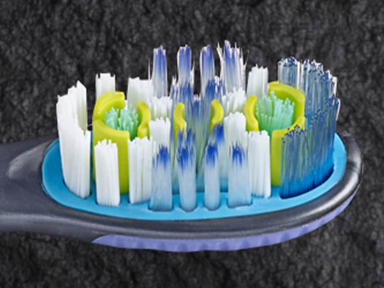 bristles of colgate 360 floss tip sonic power toothbrush