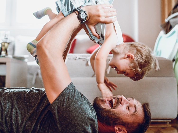 Nettoie les dents en douceur