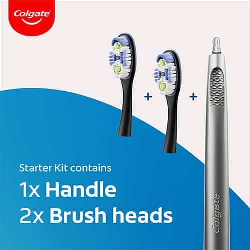 Starter kit contains 1x handle 2x brush heads