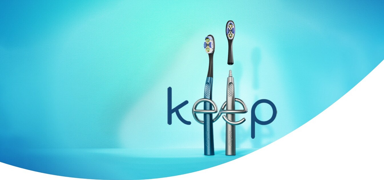 Colgate RecyClean Medium Toothbrush