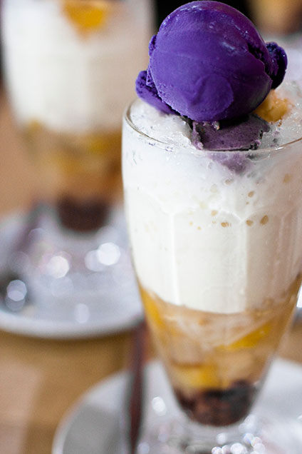 Halo-halo