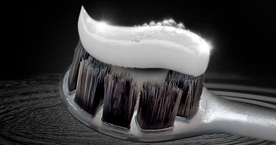 benefits of colgate maxwhite cushion toothbrush