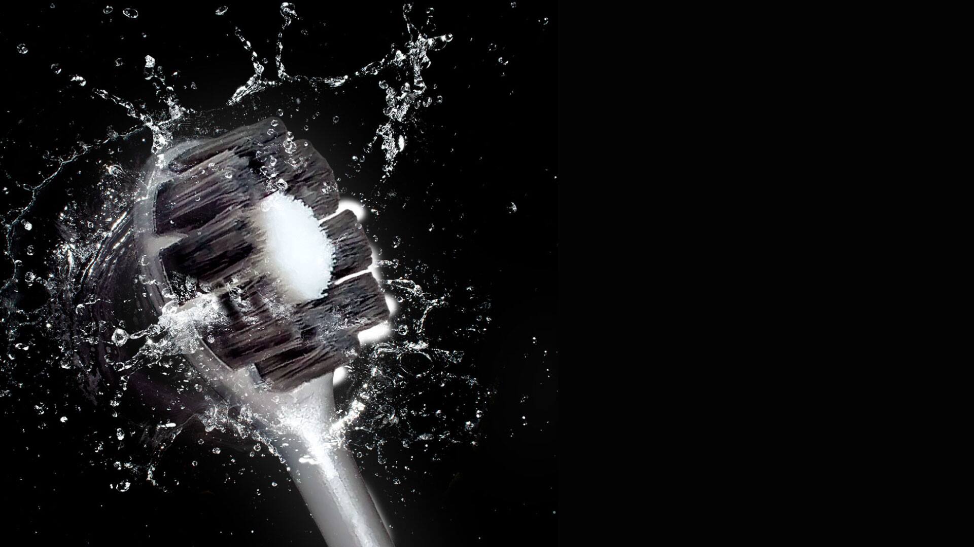 Colgate maxwhite cushion toothbrush