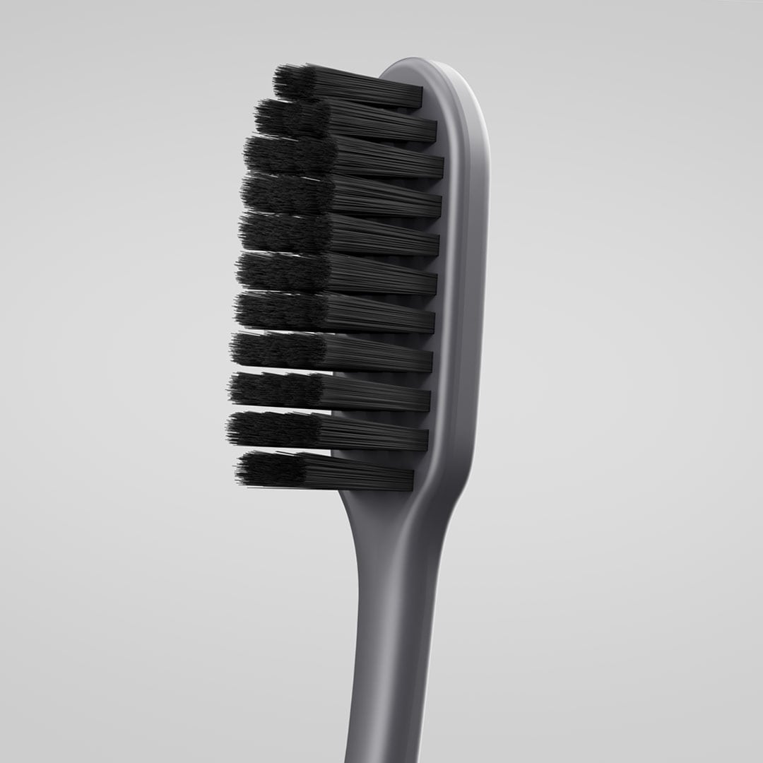 Toothbrush head with antibacterial bristles