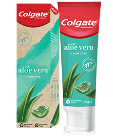 Colgate® Naturals® with Aloe Vera + Gum Care