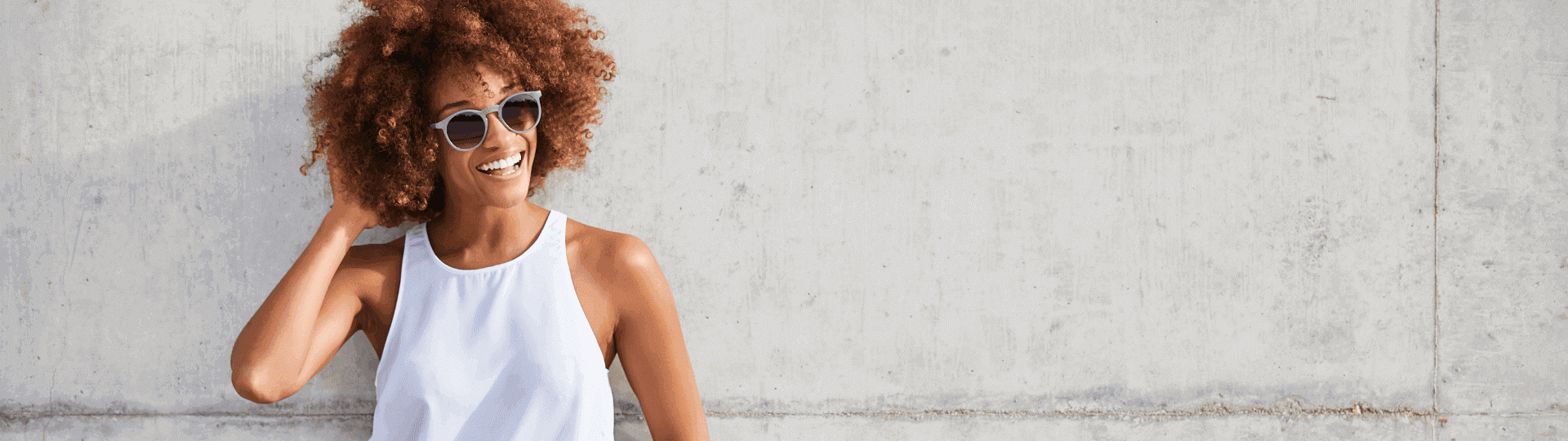 smiling woman showing white teeth