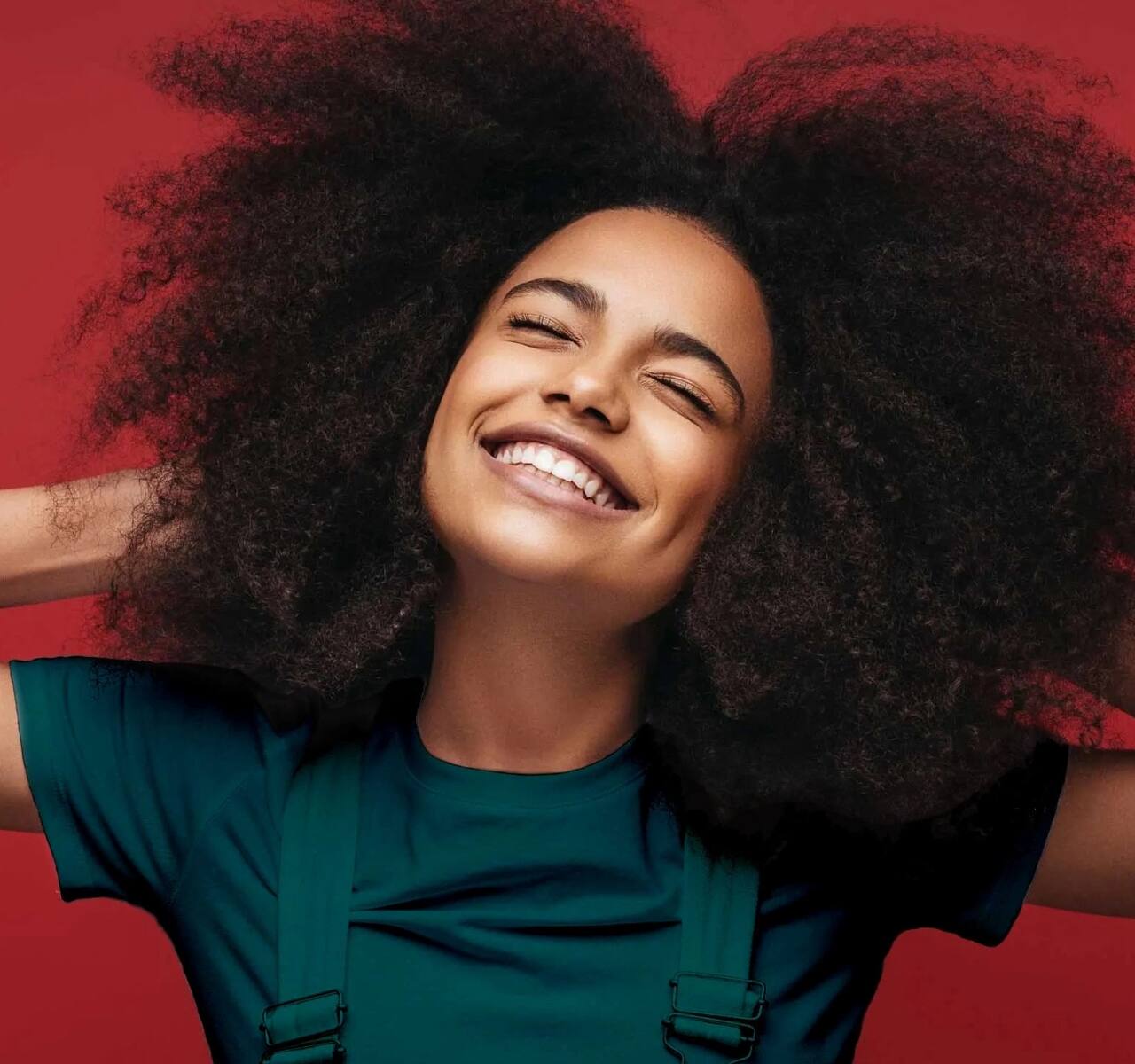woman smiling showing white teeth