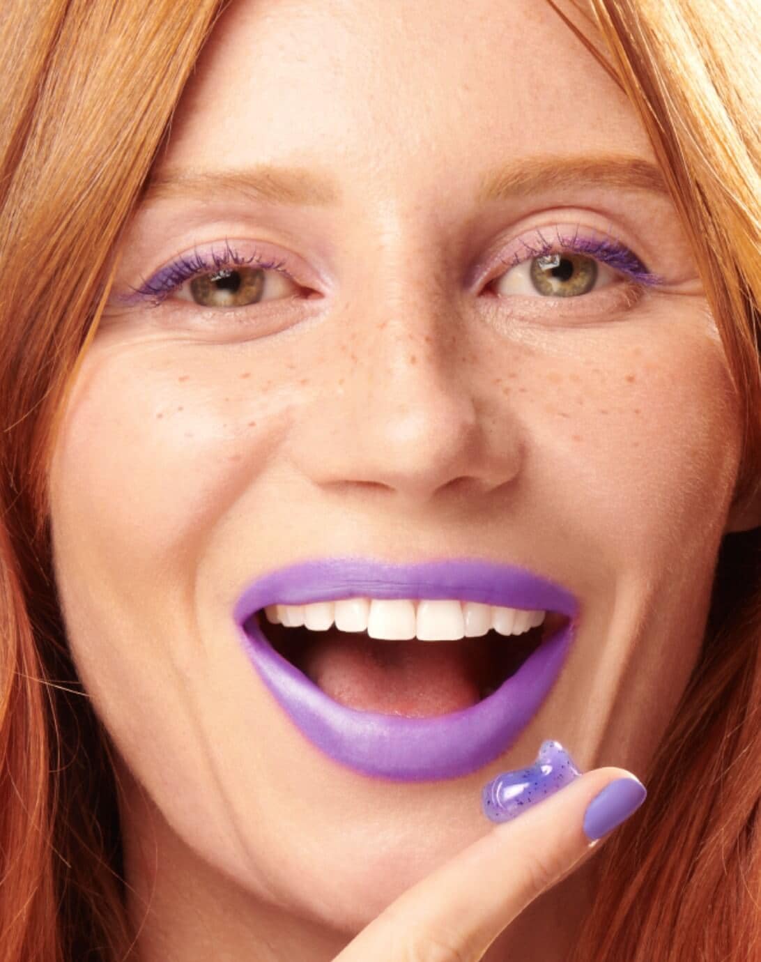 ¿Qué es una pasta de dientes blanqueadora morada? ¿Qué es una pasta de dientes blanqueadora morada?