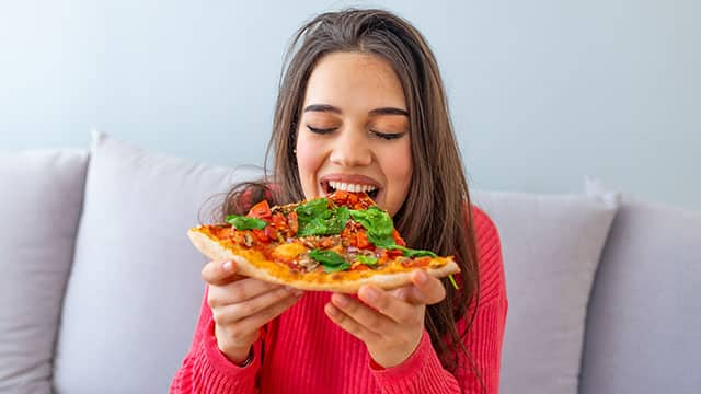 Can I Eat Pizza With a Temporary Crown? Expert Advice