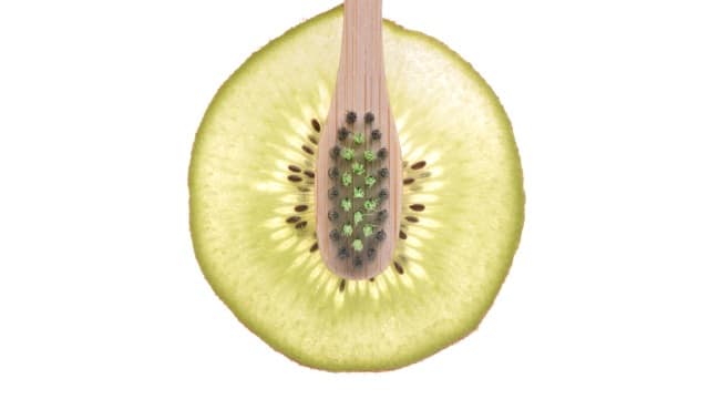 Cepillo de dientes de bambú