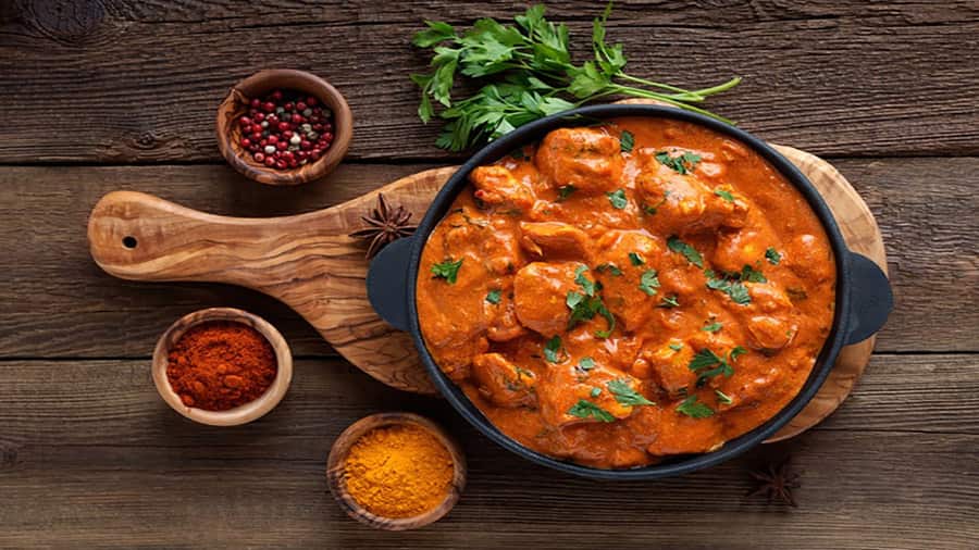 أطعمة تصبغ الأسنان 