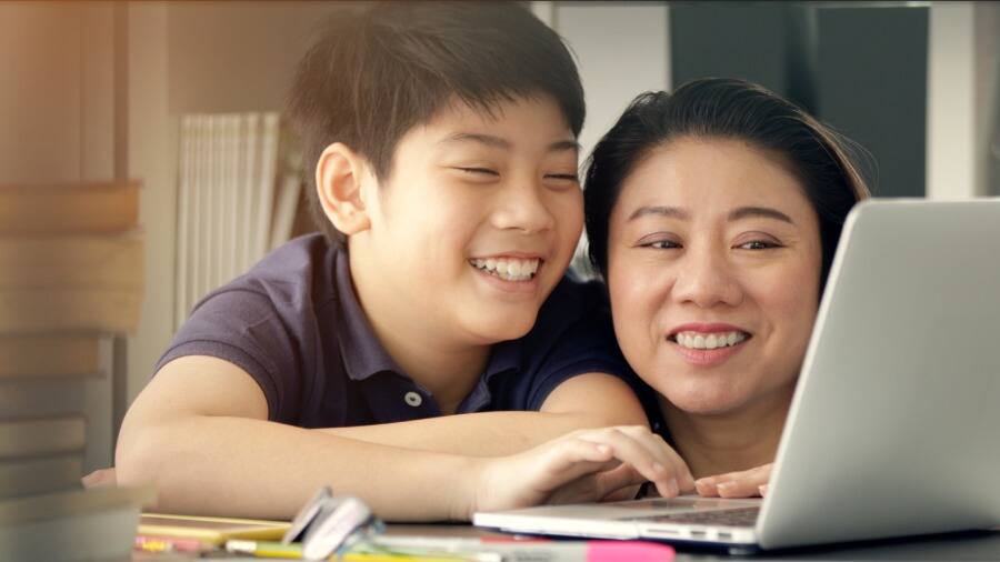 is teeth whitening strips safe for your kids - colgate malaysia
