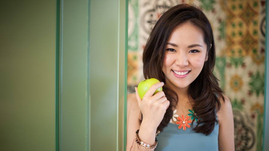 how to safely use a tooth whitening gel at home - colgate malaysia how to safely use a tooth whitening gel at home - colgate malaysia