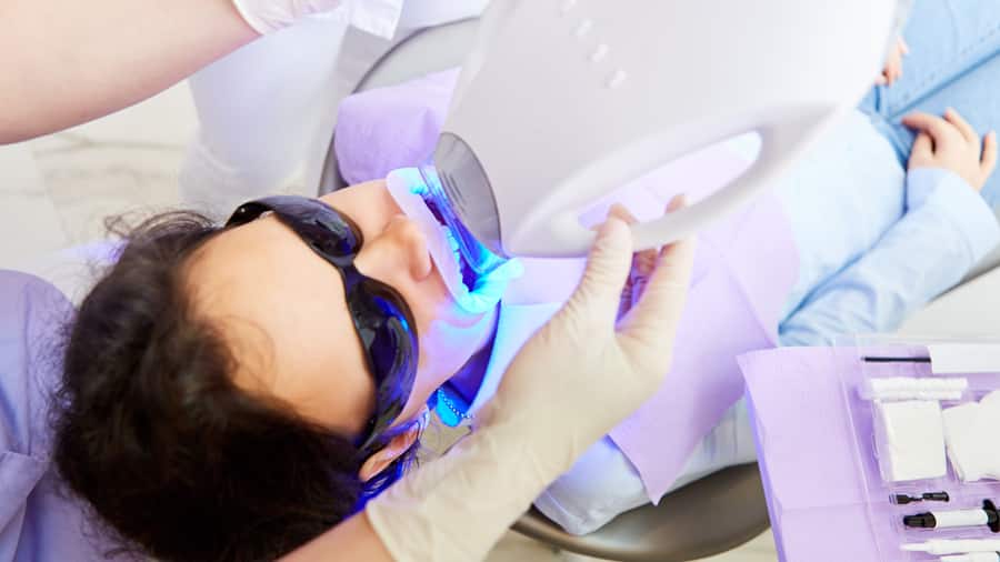 top tips on how to turn yellow teeth to white - colgate in