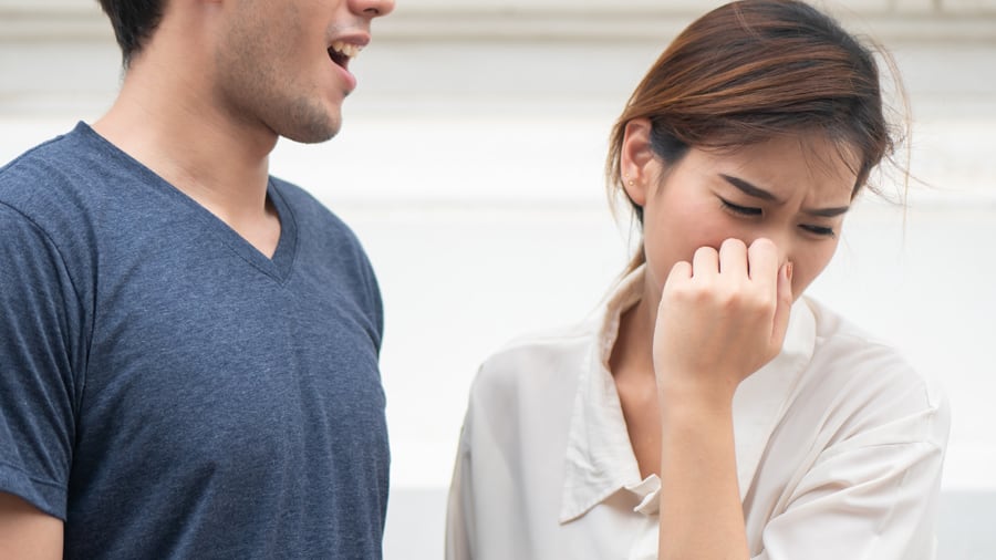 how to tell if you have bad breath symptoms - colgate ph