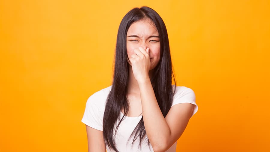 smelly breath causes