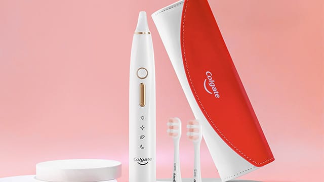 electric toothbrush with travel kit