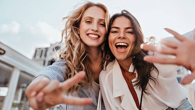 is a teeth whitening light effective and safe - colgate my