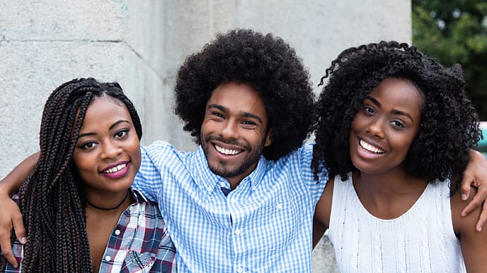 Friends with healthy smiles and teeth