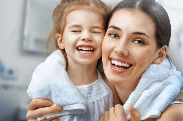 Secretos para unos dientes saludables: prácticas diarias que marcan la diferencia