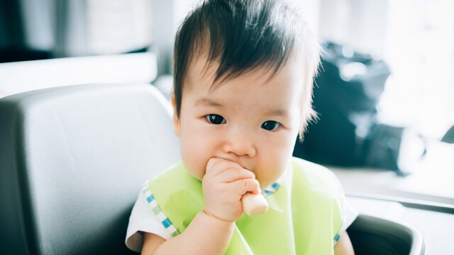 การดูแลฟันน้ำนมที่งอกใหม่
