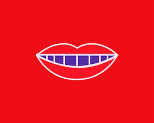 Smiling lips with purple teeth, which has been applied with the Optic White Purple Serum