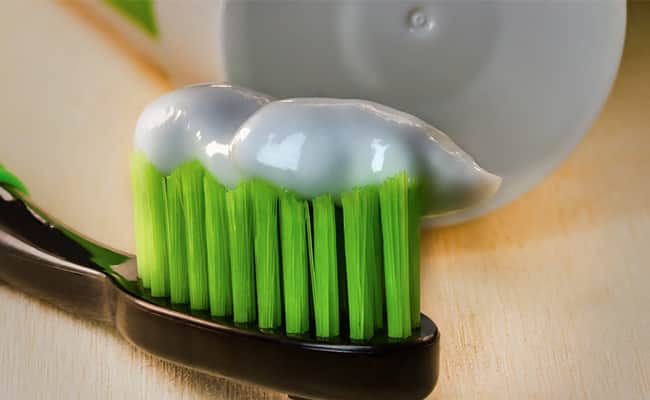 colgate kremalı diş fırçası